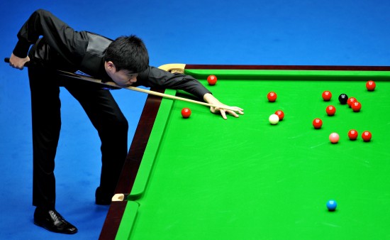 在攻防两端 在攻防两端